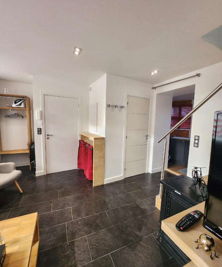 Duplex Cosy Life Balneo Apartment Cysoing Exterior photo